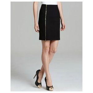 Vince Camuto - Zip Skirt - Size 12